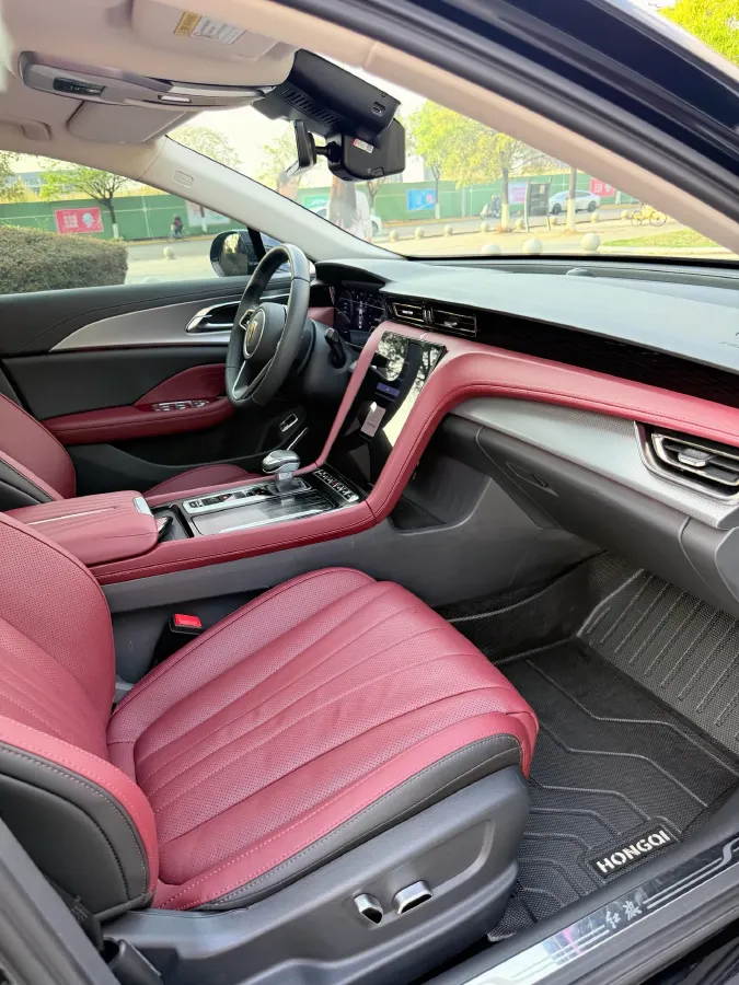 2023 HongQi H5 2.0T 224HP L4 8AT,autocango,china used car exporter,china ev exporter,chinese used car exporter,chinese used ev exporter