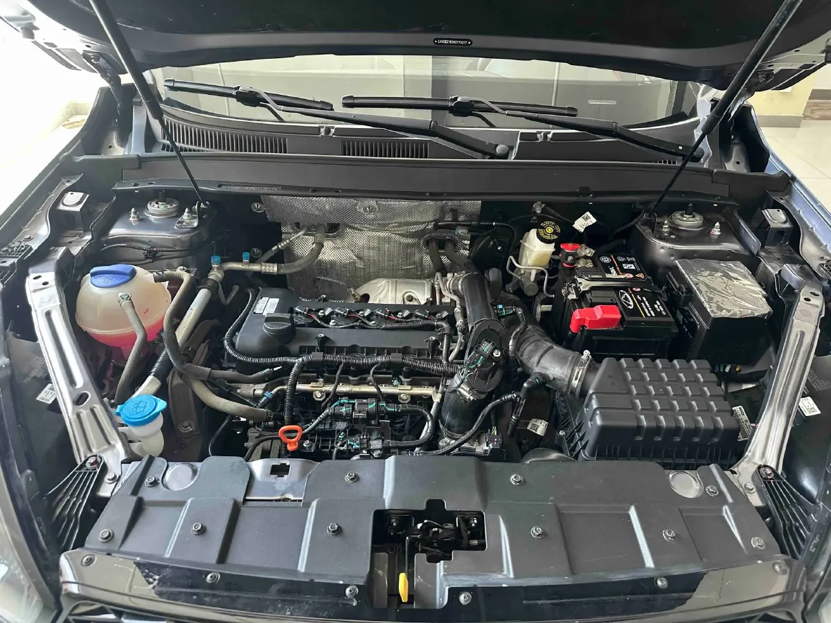 2022 Chery Tiggo 7 1.5T 156HP L4 CVT,autocango,china used car exporter,china ev exporter,chinese used car exporter,chinese used ev exporter