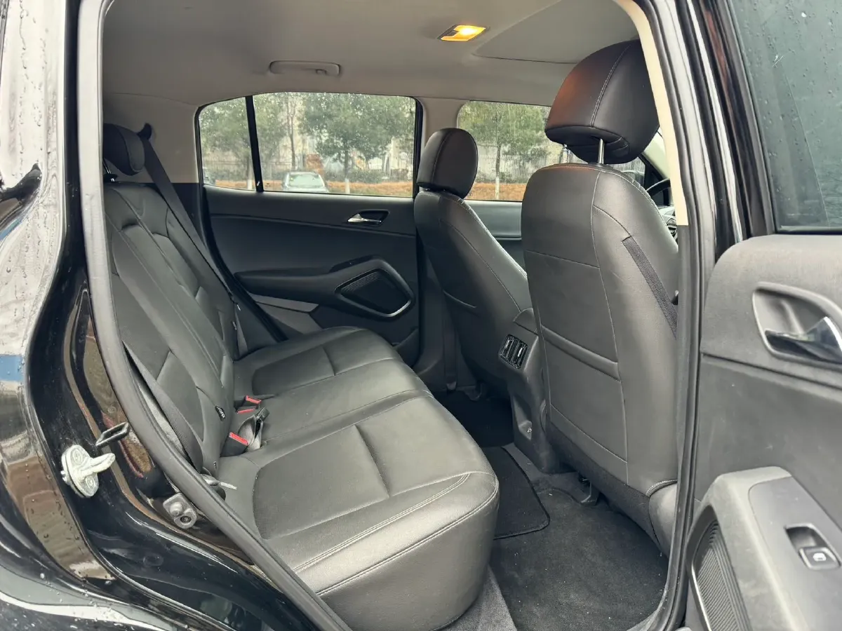 2021 Hyundai ix35 1.4T 140HP L4 7DCT,autocango,china used car exporter,china ev exporter,chinese used car exporter,chinese used ev exporter