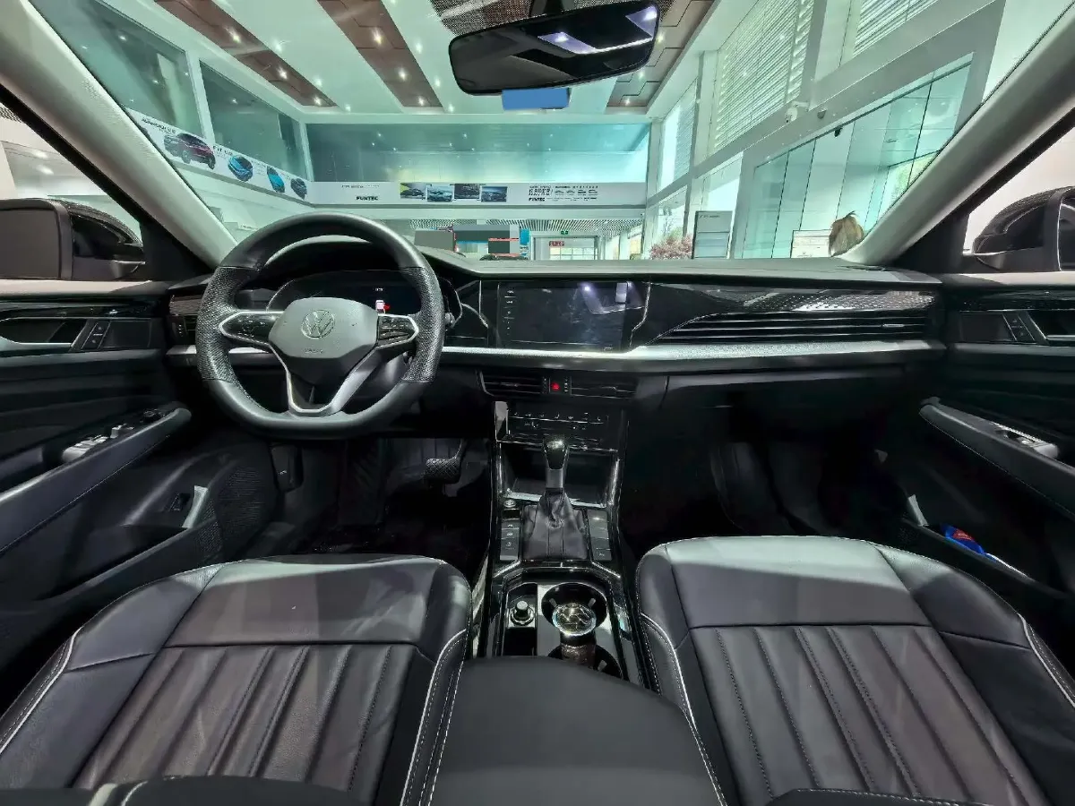 2023 Volkswagen Passat 2.0T 186HP L4 7DCT,autocango,china used car exporter,china ev exporter,chinese used car exporter,chinese used ev exporter