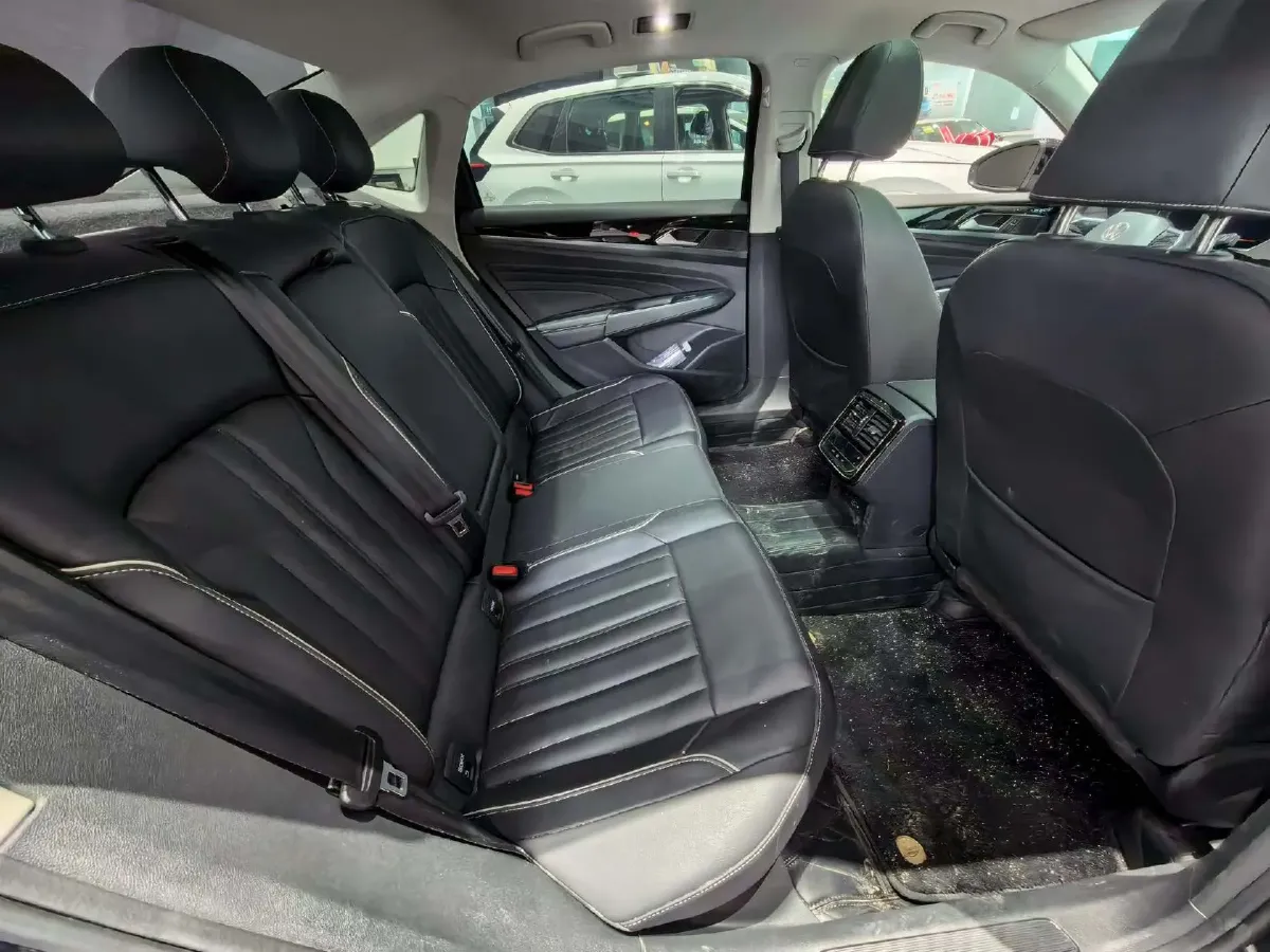 2023 Volkswagen Passat 2.0T 186HP L4 7DCT,autocango,china used car exporter,china ev exporter,chinese used car exporter,chinese used ev exporter