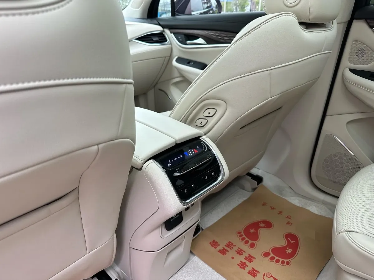 2022 Buick Enclave 2.0T 237HP L4 9AT,autocango,china used car exporter,china ev exporter,chinese used car exporter,chinese used ev exporter