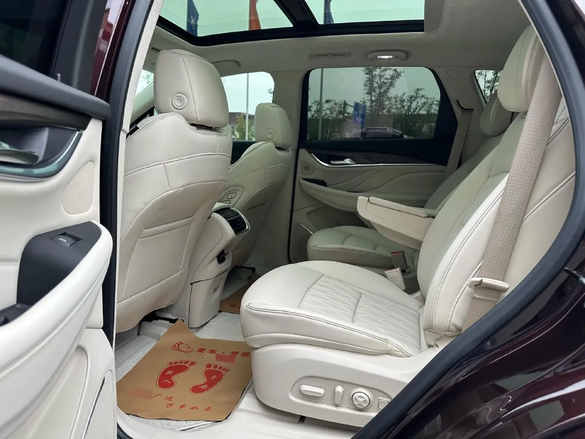 2022 Buick Enclave 2.0T 237HP L4 9AT,autocango,china used car exporter,china ev exporter,chinese used car exporter,chinese used ev exporter