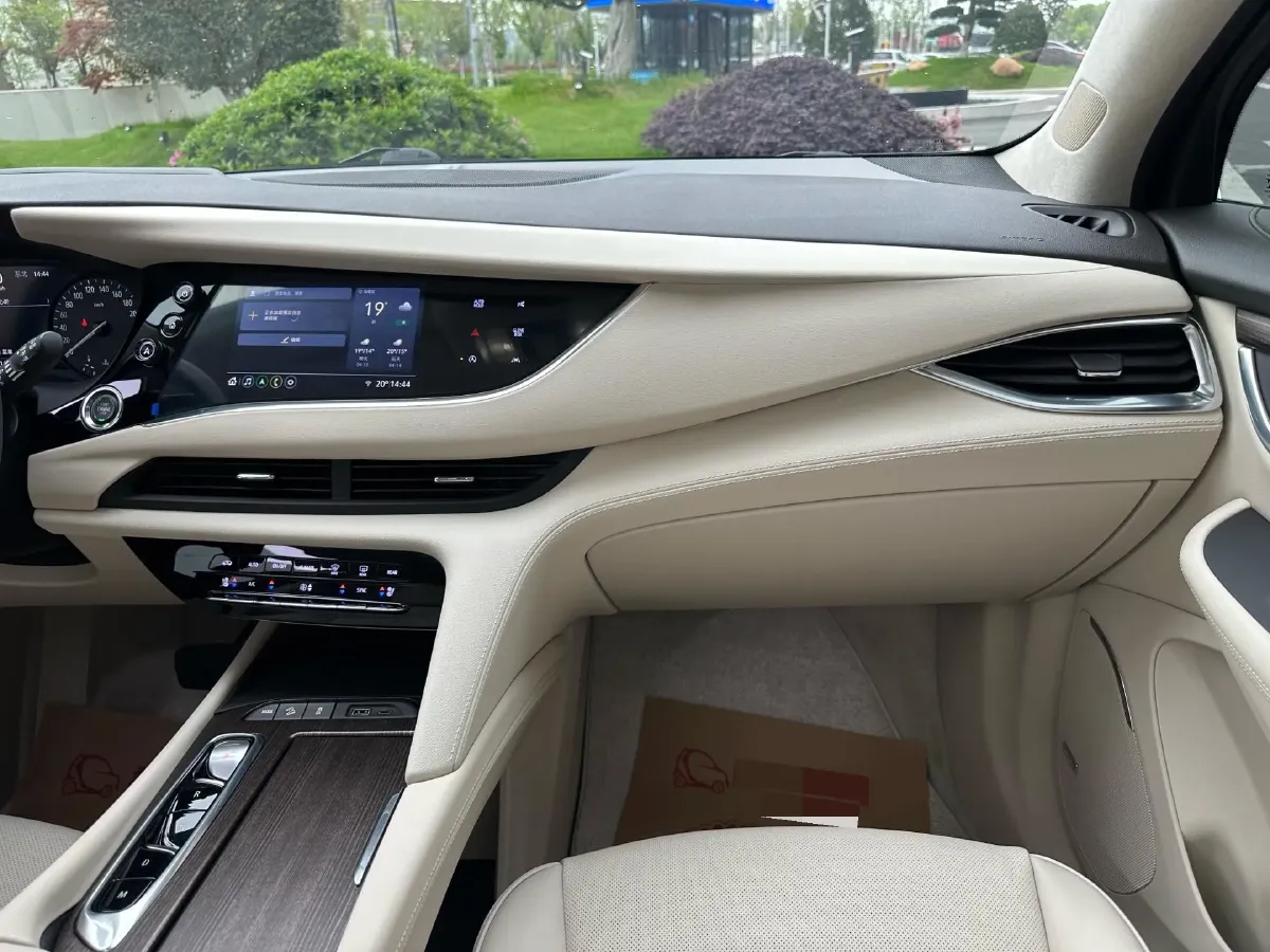 2022 Buick Enclave 2.0T 237HP L4 9AT,autocango,china used car exporter,china ev exporter,chinese used car exporter,chinese used ev exporter