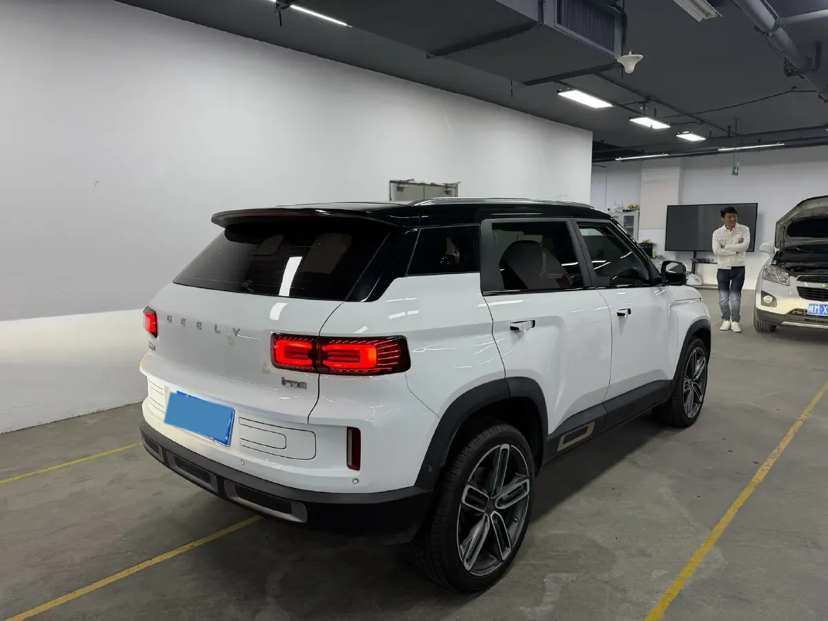 2020 Geely ICON 1.5T 177HP L3 7DCT,autocango,china used car exporter,china ev exporter,chinese used car exporter,chinese used ev exporter