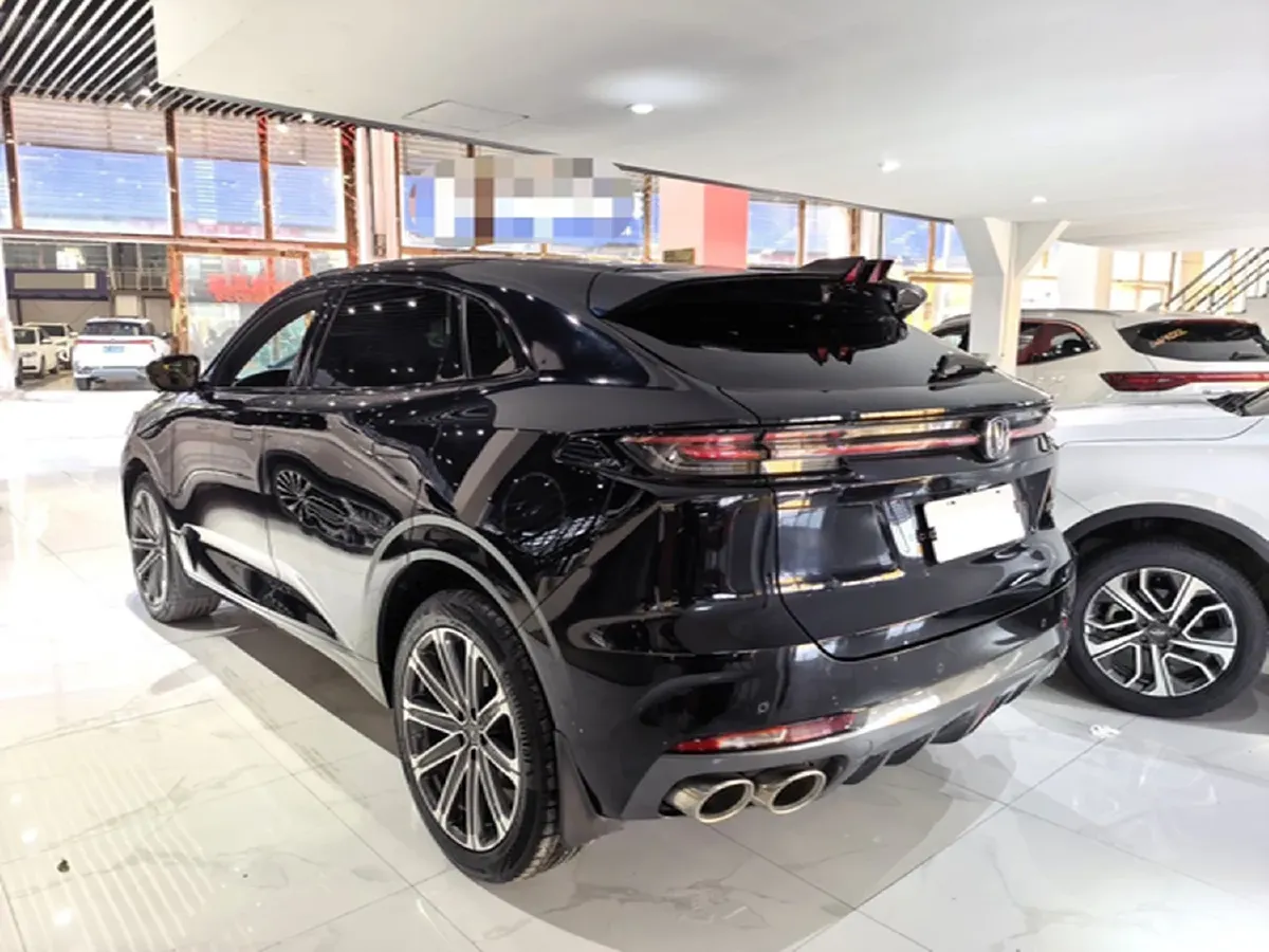 2021 ChangAn UNI-K 2.0T 233HP L4 8AT,autocango,china used car exporter,china ev exporter,chinese used car exporter,chinese used ev exporter