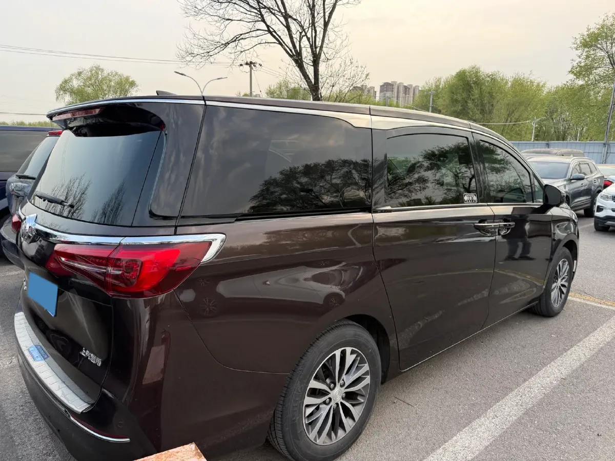 2021 Buick GL8 2.0T 237HP L4 9AT,autocango,china used car exporter,china ev exporter,chinese used car exporter,chinese used ev exporter