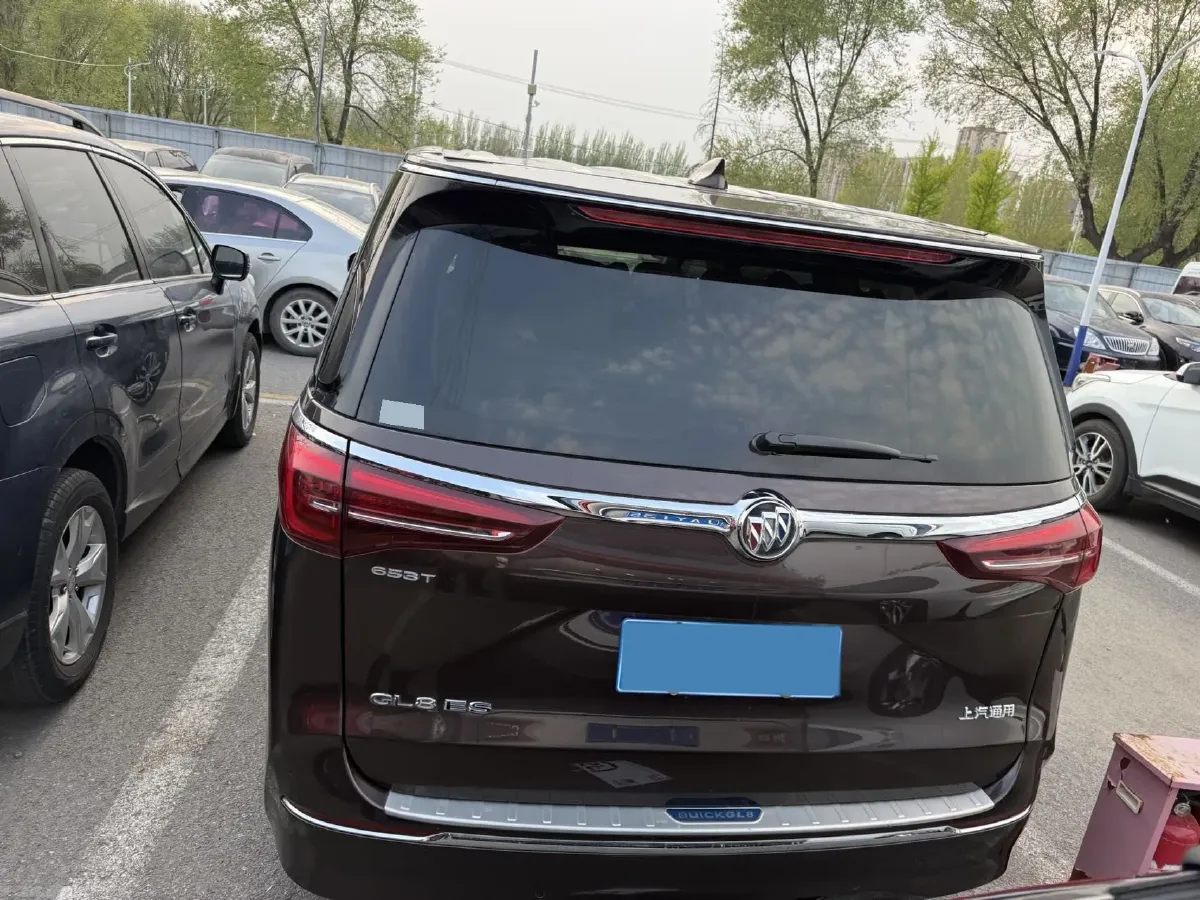 2021 Buick GL8 2.0T 237HP L4 9AT,autocango,china used car exporter,china ev exporter,chinese used car exporter,chinese used ev exporter