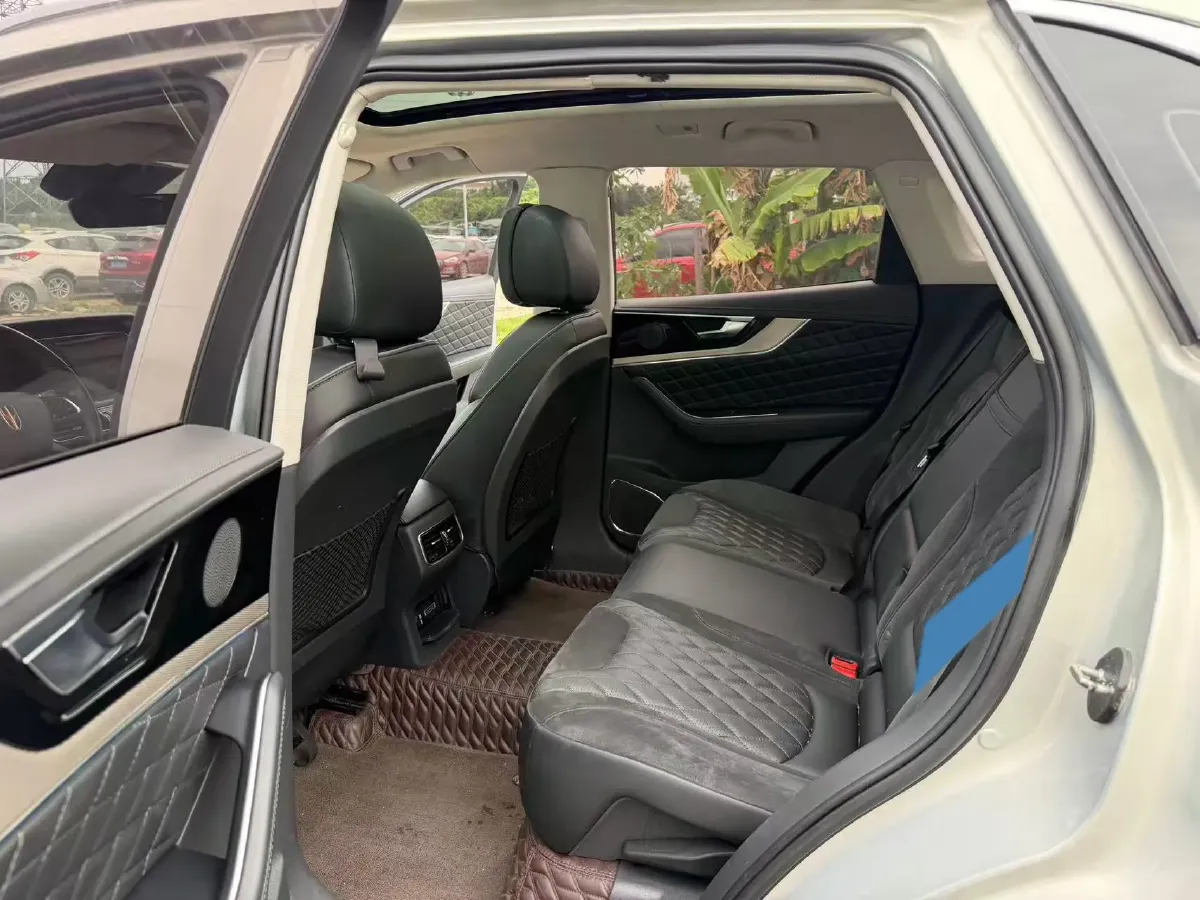 2019 HongQi HS5 2.0T 224HP L4 6AT,autocango,china used car exporter,china ev exporter,chinese used car exporter,chinese used ev exporter