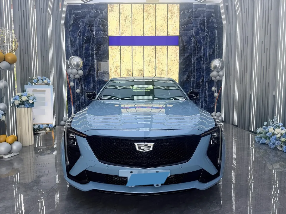 2025 Cadillac CT5 2.0T 237HP L4 10AT,autocango,china used car exporter,china ev exporter,chinese used car exporter,chinese used ev exporter