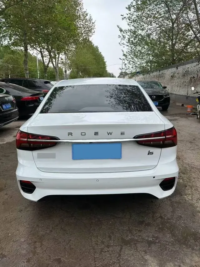 2021 Roewe i5 1.5L 120HP L4 CVT,autocango,china used car exporter,china ev exporter,chinese used car exporter,chinese used ev exporter