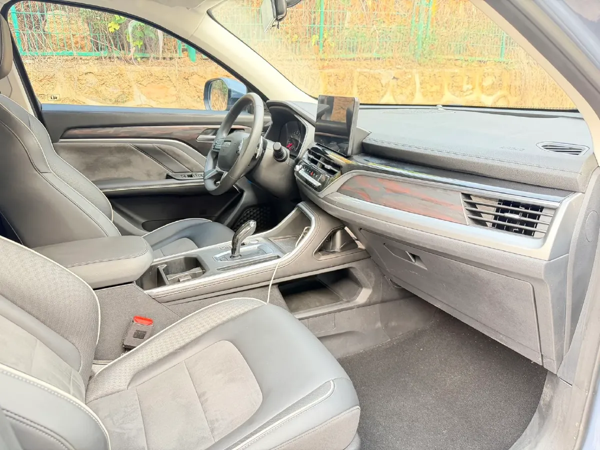 2021 Haval H6 1.5T 150HP L4 7DCT,autocango,china used car exporter,china ev exporter,chinese used car exporter,chinese used ev exporter