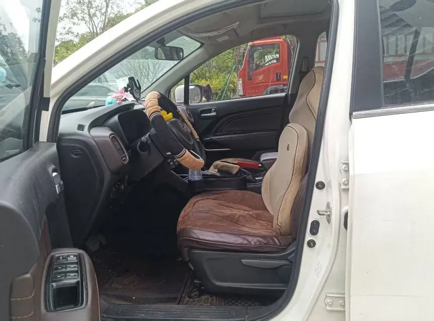 2017 GAC Trumpchi GS3 1.3T 137HP L4 6AT,autocango,china used car exporter,china ev exporter,chinese used car exporter,chinese used ev exporter