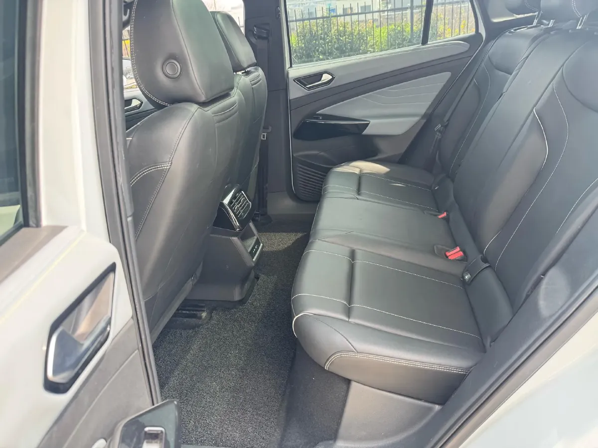 2023 Volkswagen ID.4 X BEV 52.8KWH,autocango,china used car exporter,china ev exporter,chinese used car exporter,chinese used ev exporter