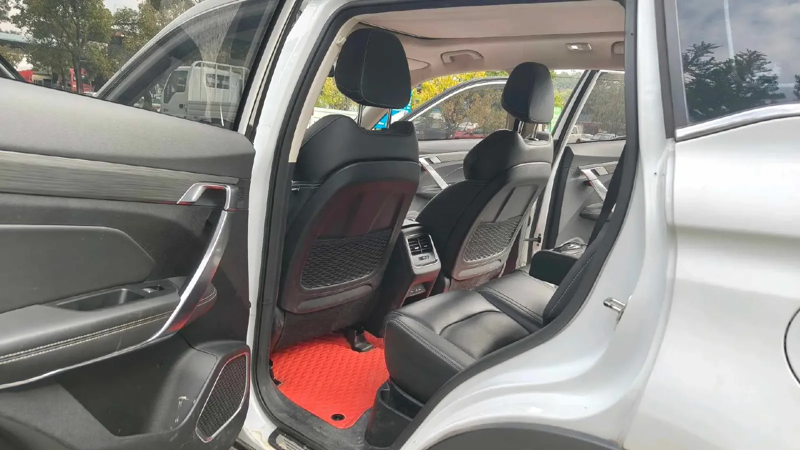 2020 Geely Azkarra 1.8T 184HP L4 7DCT,autocango,china used car exporter,china ev exporter,chinese used car exporter,chinese used ev exporter