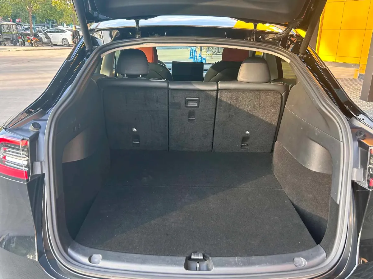 2022 Tesla Model Y BEV 60KWH,autocango,china used car exporter,china ev exporter,chinese used car exporter,chinese used ev exporter