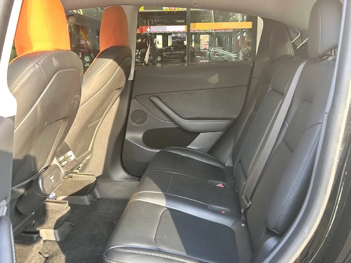 2022 Tesla Model Y BEV 60KWH,autocango,china used car exporter,china ev exporter,chinese used car exporter,chinese used ev exporter