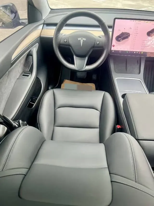 2022 Tesla Model Y BEV 60KWH,autocango,china used car exporter,china ev exporter,chinese used car exporter,chinese used ev exporter