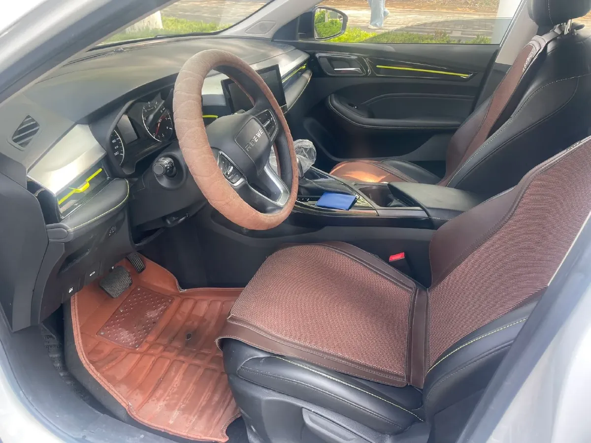 2021 Roewe i5 1.5L 120HP L4 CVT,autocango,china used car exporter,china ev exporter,chinese used car exporter,chinese used ev exporter