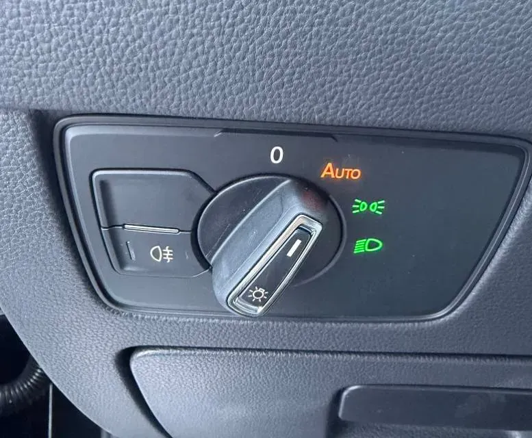 2025 Volkswagen Magotan 1.4T 150HP L4 7DCT,autocango,china used car exporter,china ev exporter,chinese used car exporter,chinese used ev exporter