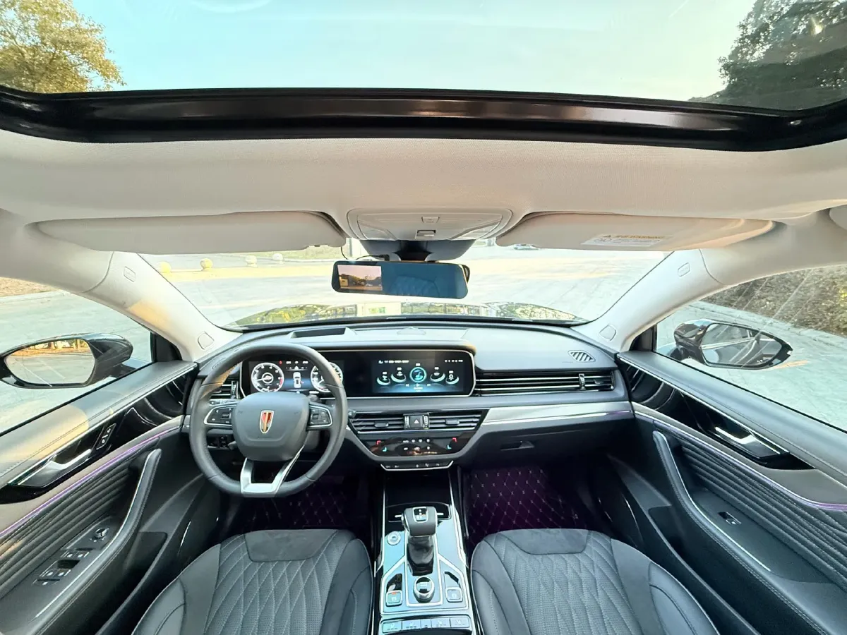 2022 HongQi HS5 2.0T 224HP L4 6AT,autocango,china used car exporter,china ev exporter,chinese used car exporter,chinese used ev exporter