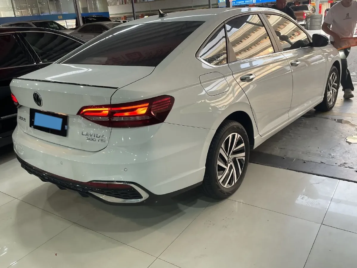 2023 Volkswagen Lavida 1.5T 160HP L4 7DCT,autocango,china used car exporter,china ev exporter,chinese used car exporter,chinese used ev exporter