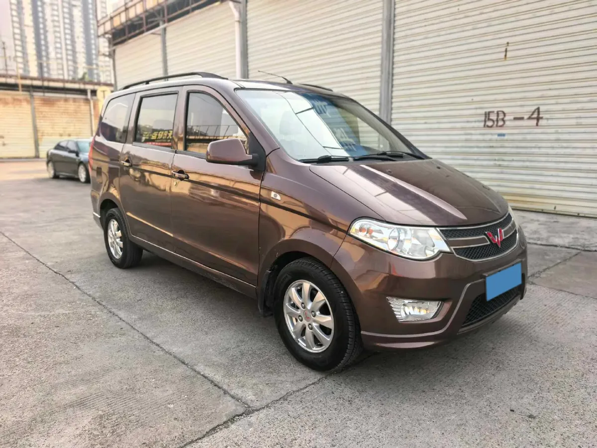 2018 WuLing HongGuang 1.5L 105HP L4 5MT,autocango,china used car exporter,china ev exporter,chinese used car exporter,chinese used ev exporter