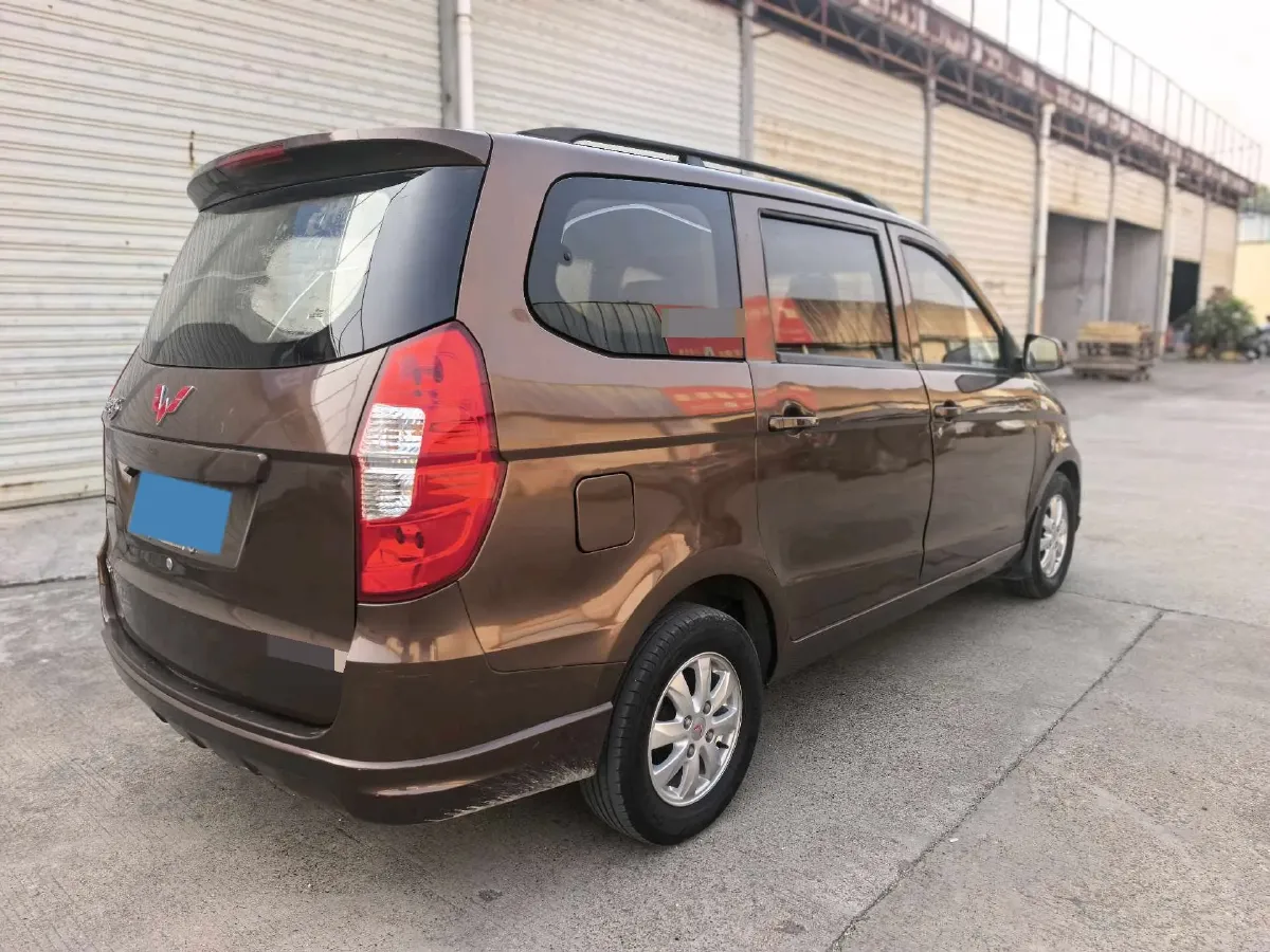 2018 WuLing HongGuang 1.5L 105HP L4 5MT,autocango,china used car exporter,china ev exporter,chinese used car exporter,chinese used ev exporter
