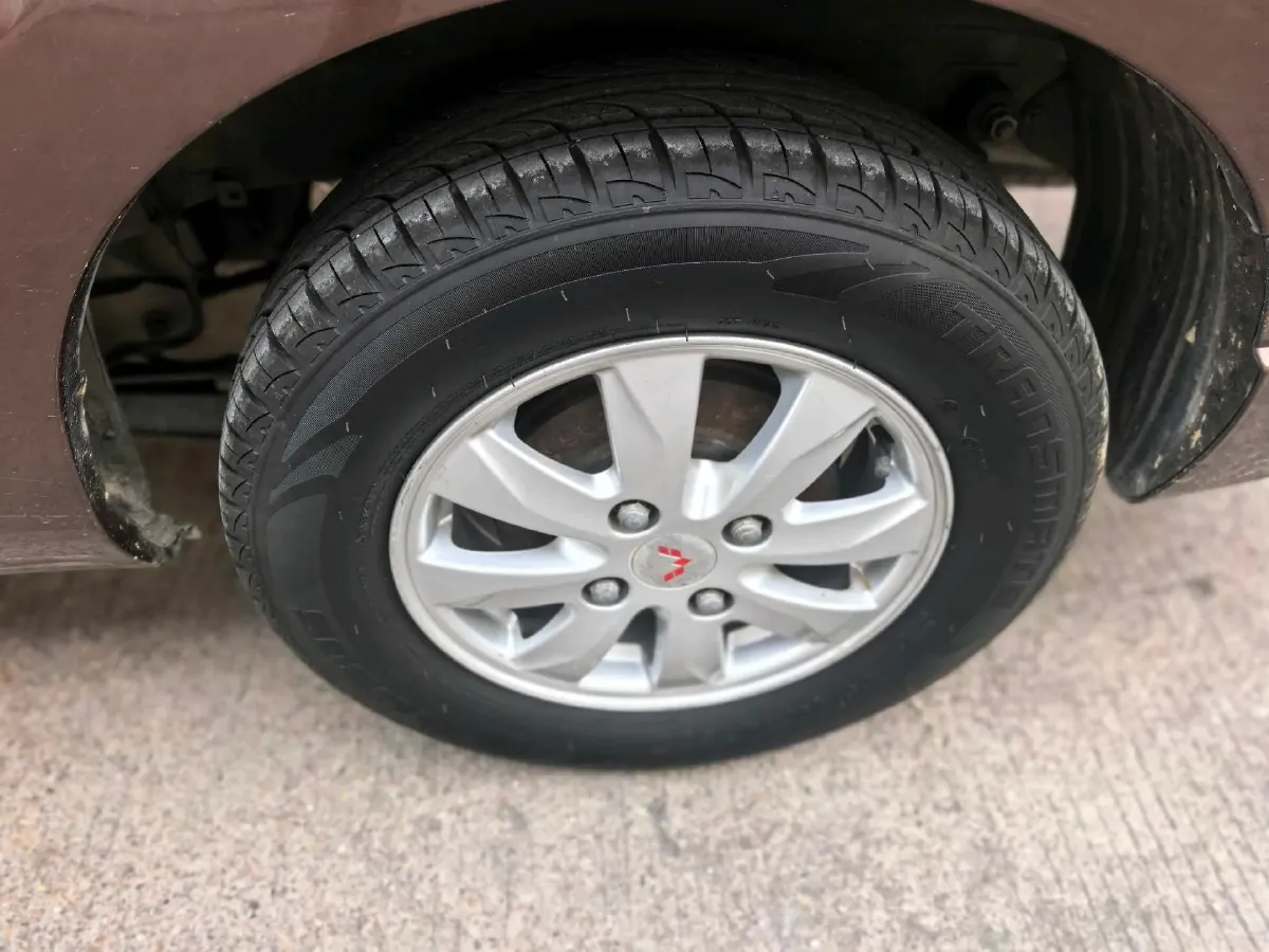 2018 WuLing HongGuang 1.5L 105HP L4 5MT,autocango,china used car exporter,china ev exporter,chinese used car exporter,chinese used ev exporter