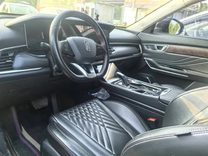 2019 Bestune X40 1.6L 114HP L4 6AT,autocango,china used car exporter,china ev exporter,chinese used car exporter,chinese used ev exporter