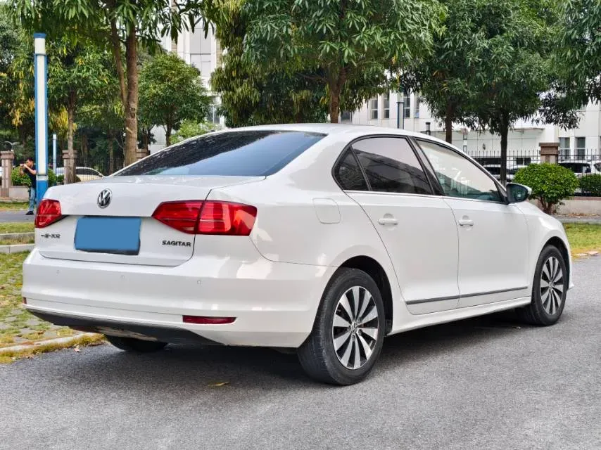 2017 Volkswagen Sagitar 1.6L 110HP L4 6AT,autocango,china used car exporter,china ev exporter,chinese used car exporter,chinese used ev exporter
