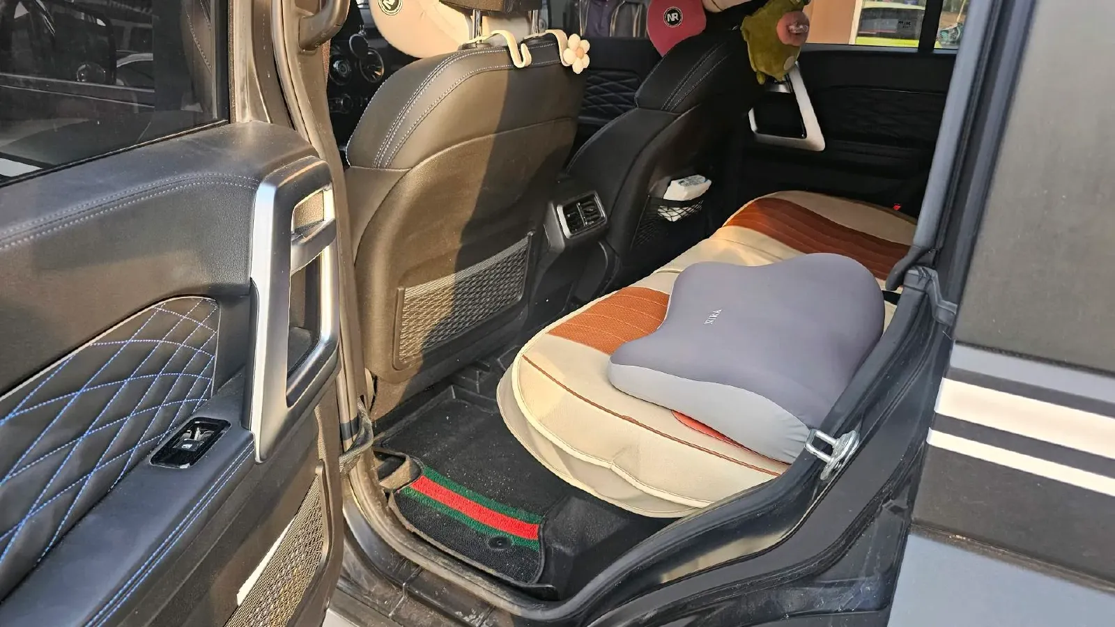 2021 Beijing BJ40 2.0T 163HP L4 8AT,autocango,china used car exporter,china ev exporter,chinese used car exporter,chinese used ev exporter