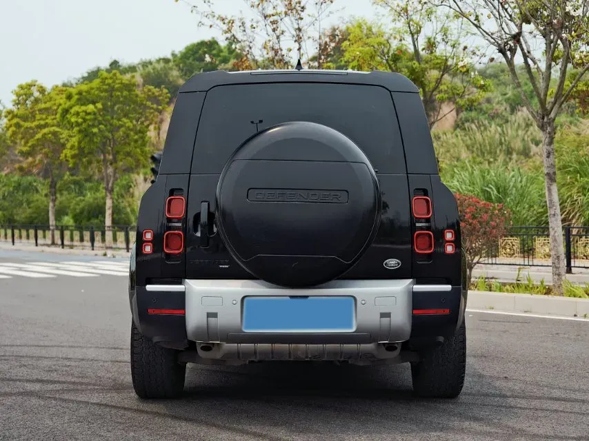 2023 Land Rover Defender 3.0T 400HP L6 8AT,autocango,china used car exporter,china ev exporter,chinese used car exporter,chinese used ev exporter