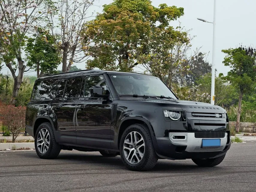 2023 Land Rover Defender 3.0T 400HP L6 8AT,autocango,china used car exporter,china ev exporter,chinese used car exporter,chinese used ev exporter