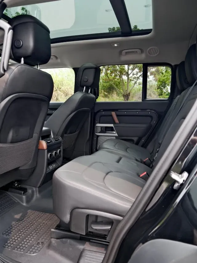 2023 Land Rover Defender 3.0T 400HP L6 8AT,autocango,china used car exporter,china ev exporter,chinese used car exporter,chinese used ev exporter