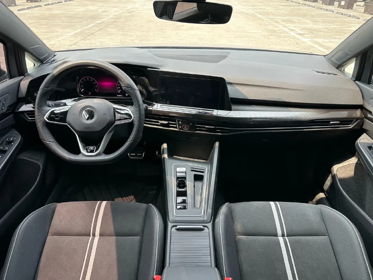 2021 Volkswagen Golf 1.4T 150HP L4 7DCT,autocango,china used car exporter,china ev exporter,chinese used car exporter,chinese used ev exporter