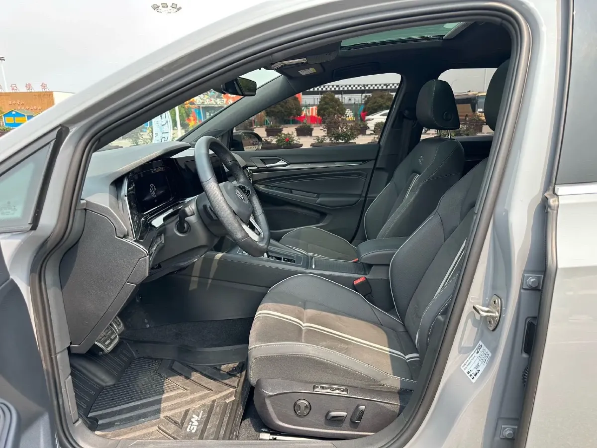 2021 Volkswagen Golf 1.4T 150HP L4 7DCT,autocango,china used car exporter,china ev exporter,chinese used car exporter,chinese used ev exporter