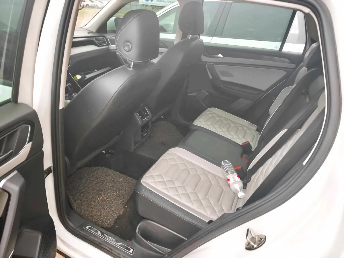 2023 Volkswagen Tayron 2.0T 186HP L4 7DCT,autocango,china used car exporter,china ev exporter,chinese used car exporter,chinese used ev exporter