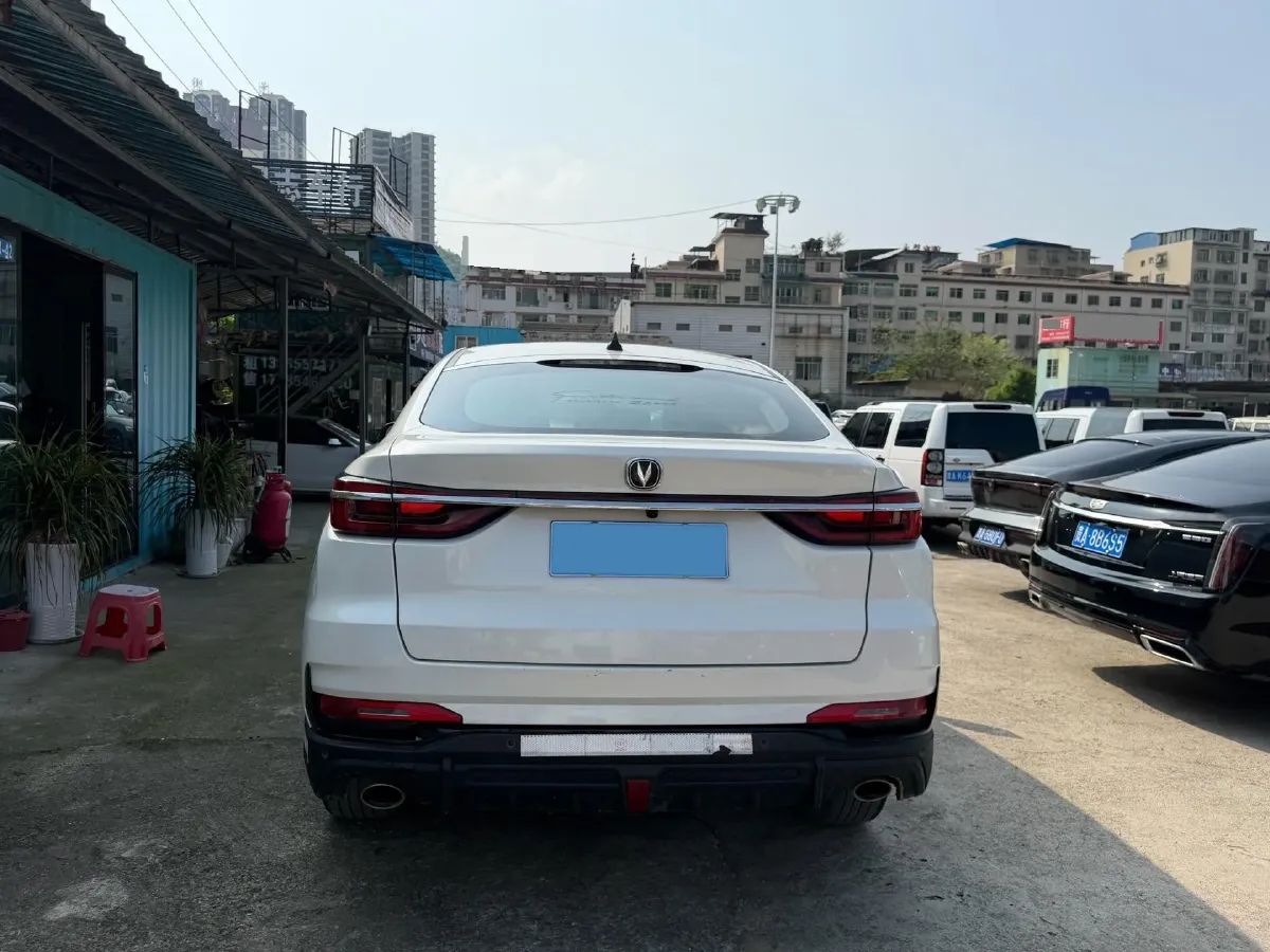 2021 ChangAn CS85 Coupe 1.5T 178HP L4 7DCT,autocango,china used car exporter,china ev exporter,chinese used car exporter,chinese used ev exporter