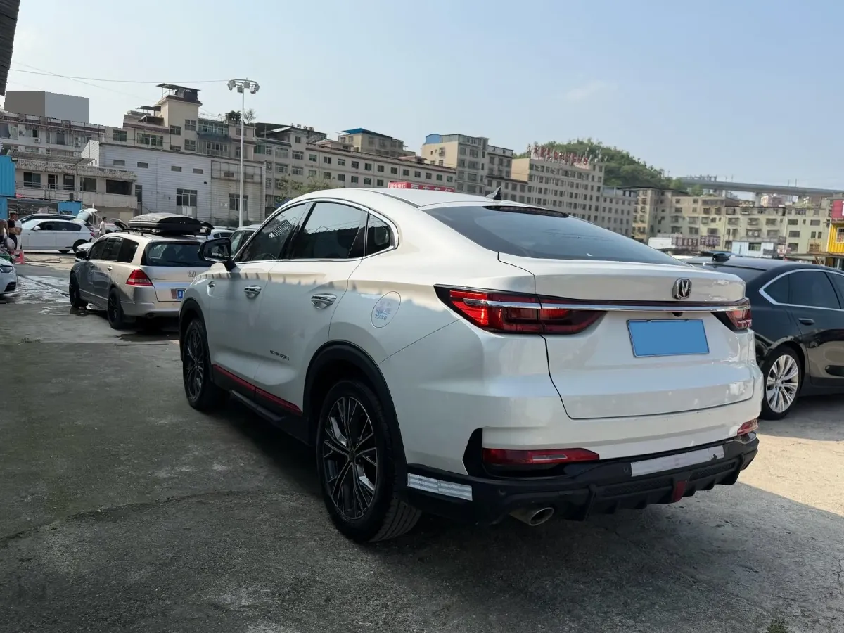 2021 ChangAn CS85 Coupe 1.5T 178HP L4 7DCT,autocango,china used car exporter,china ev exporter,chinese used car exporter,chinese used ev exporter