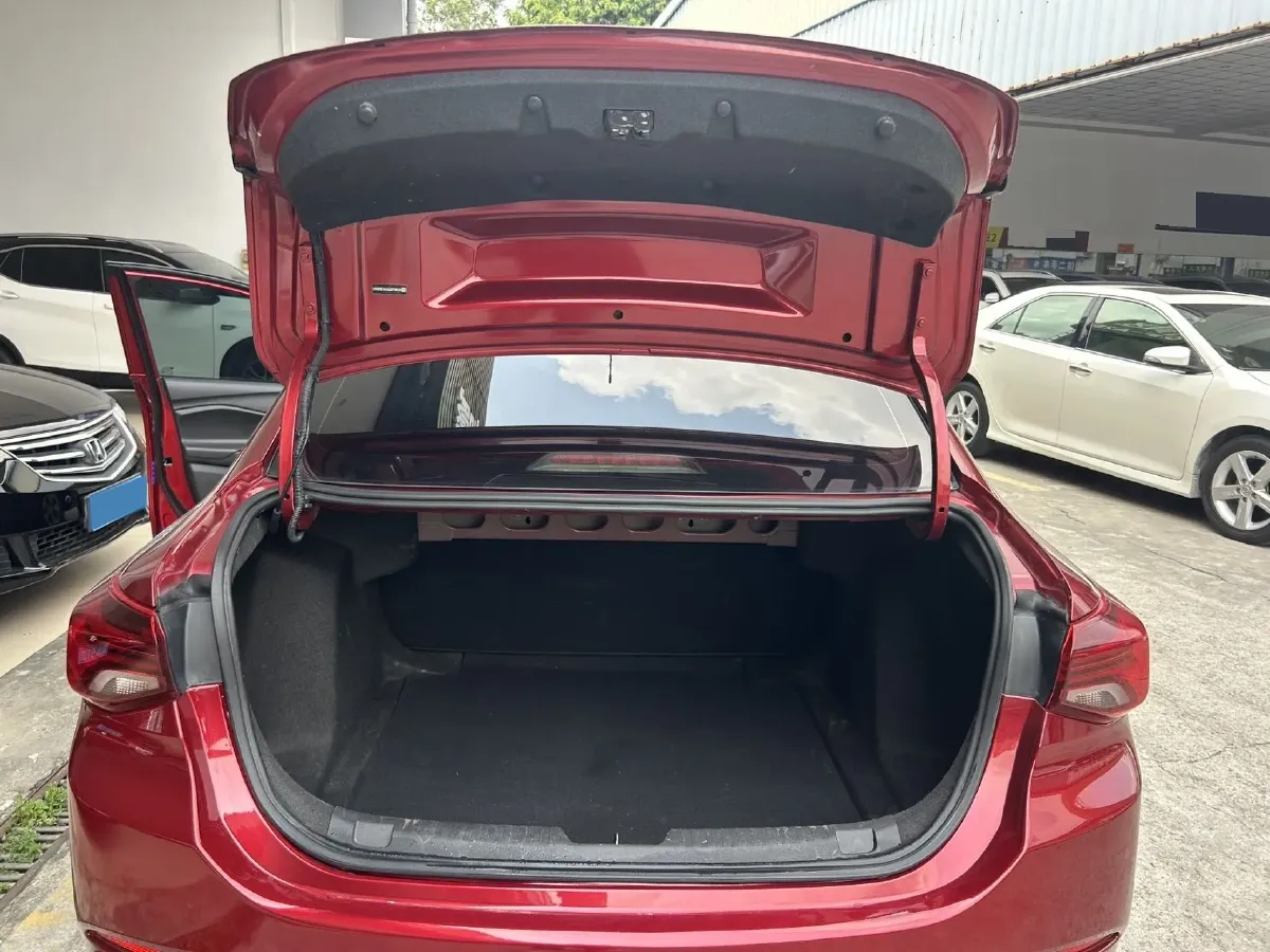 2020 Chevrolet Cavalier 1.0T 125HP L3 6AT,autocango,china used car exporter,china ev exporter,chinese used car exporter,chinese used ev exporter