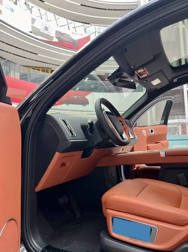 2023 Li L8 Range Extended 154HP REEV 40.9KWH,autocango,china used car exporter,china ev exporter,chinese used car exporter,chinese used ev exporter