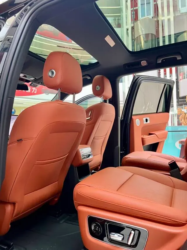 2023 Li L8 Range Extended 154HP REEV 40.9KWH,autocango,china used car exporter,china ev exporter,chinese used car exporter,chinese used ev exporter