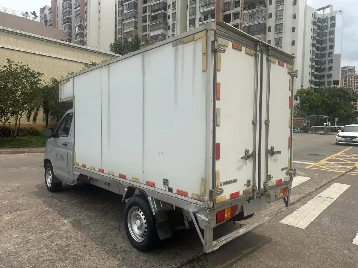 2019 WuLing RongGuang New Truck 1.5L 107HP L4 5MT,autocango,china used car exporter,china ev exporter,chinese used car exporter,chinese used ev exporter