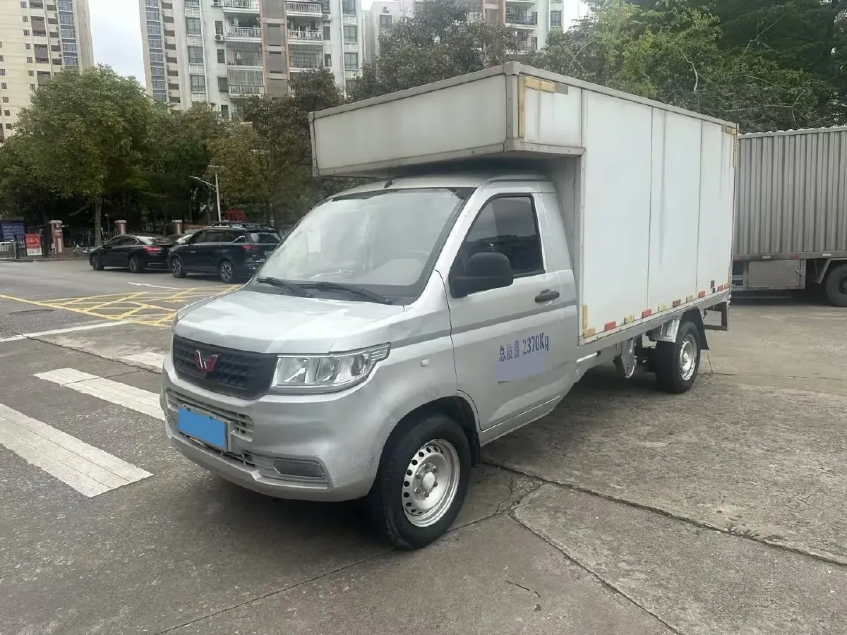 2019 WuLing RongGuang New Truck 1.5L 107HP L4 5MT,autocango,china used car exporter,china ev exporter,chinese used car exporter,chinese used ev exporter