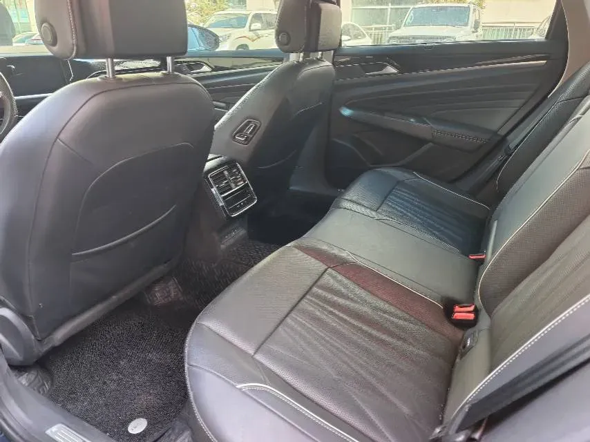 2022 Xpeng P7 BEV 60.2KWH,autocango,china used car exporter,china ev exporter,chinese used car exporter,chinese used ev exporter