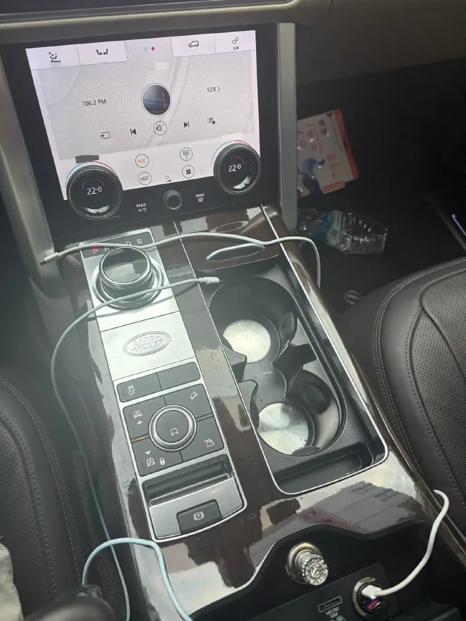 2021 Land Rover Range Rover 3.0T 400HP L6 8AT,autocango,china used car exporter,china ev exporter,chinese used car exporter,chinese used ev exporter