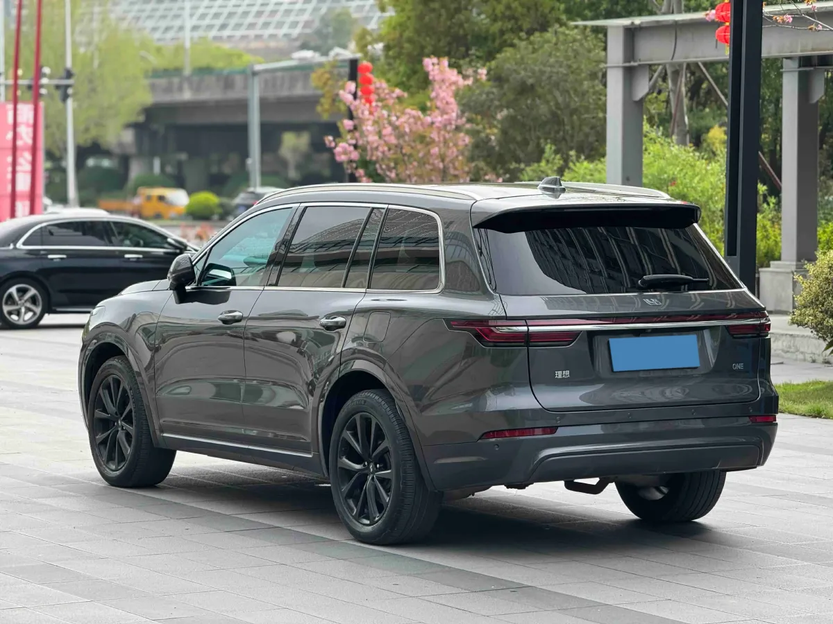 2021 Li ONE Range Extended 131HP REEV 40.5KWH,autocango,china used car exporter,china ev exporter,chinese used car exporter,chinese used ev exporter