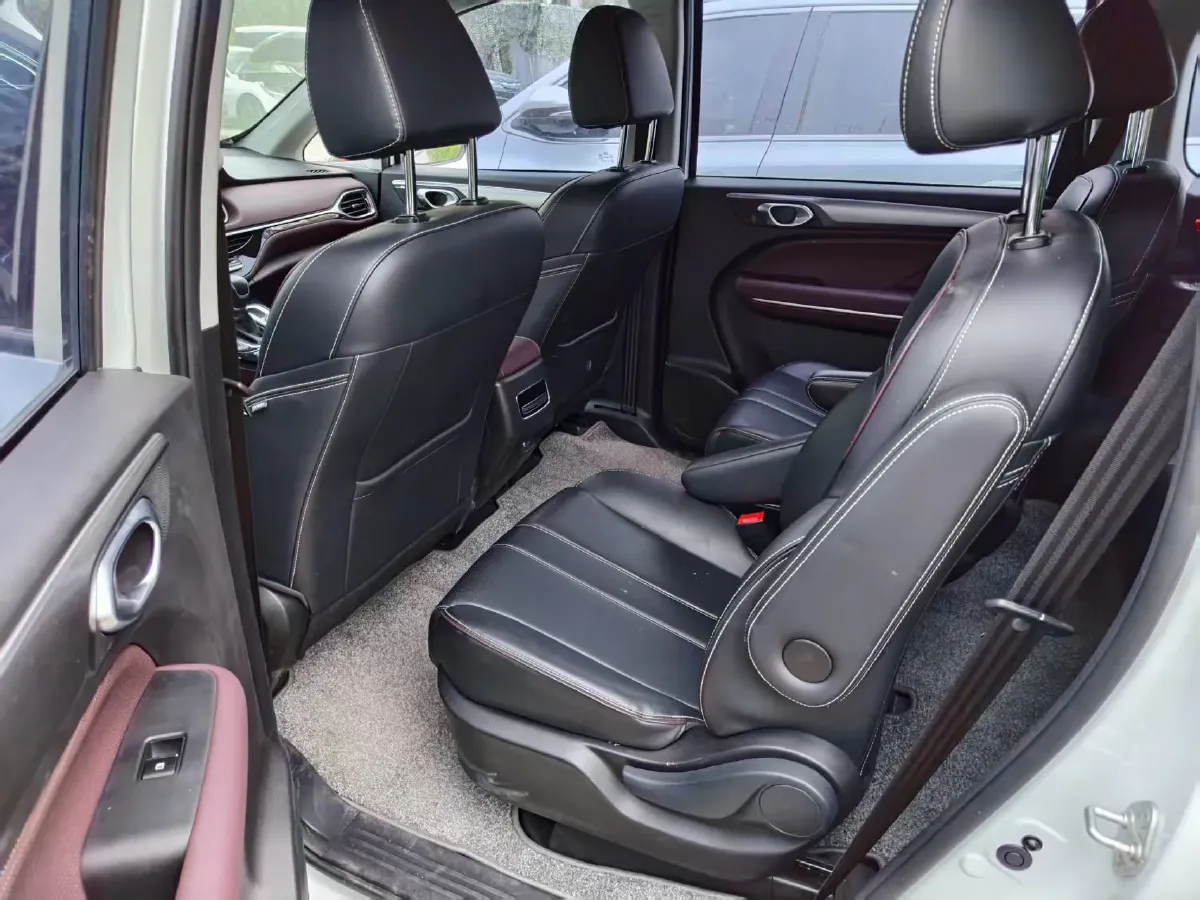 2023 GAC Trumpchi M6 1.5T 177HP L4 7DCT,autocango,china used car exporter,china ev exporter,chinese used car exporter,chinese used ev exporter