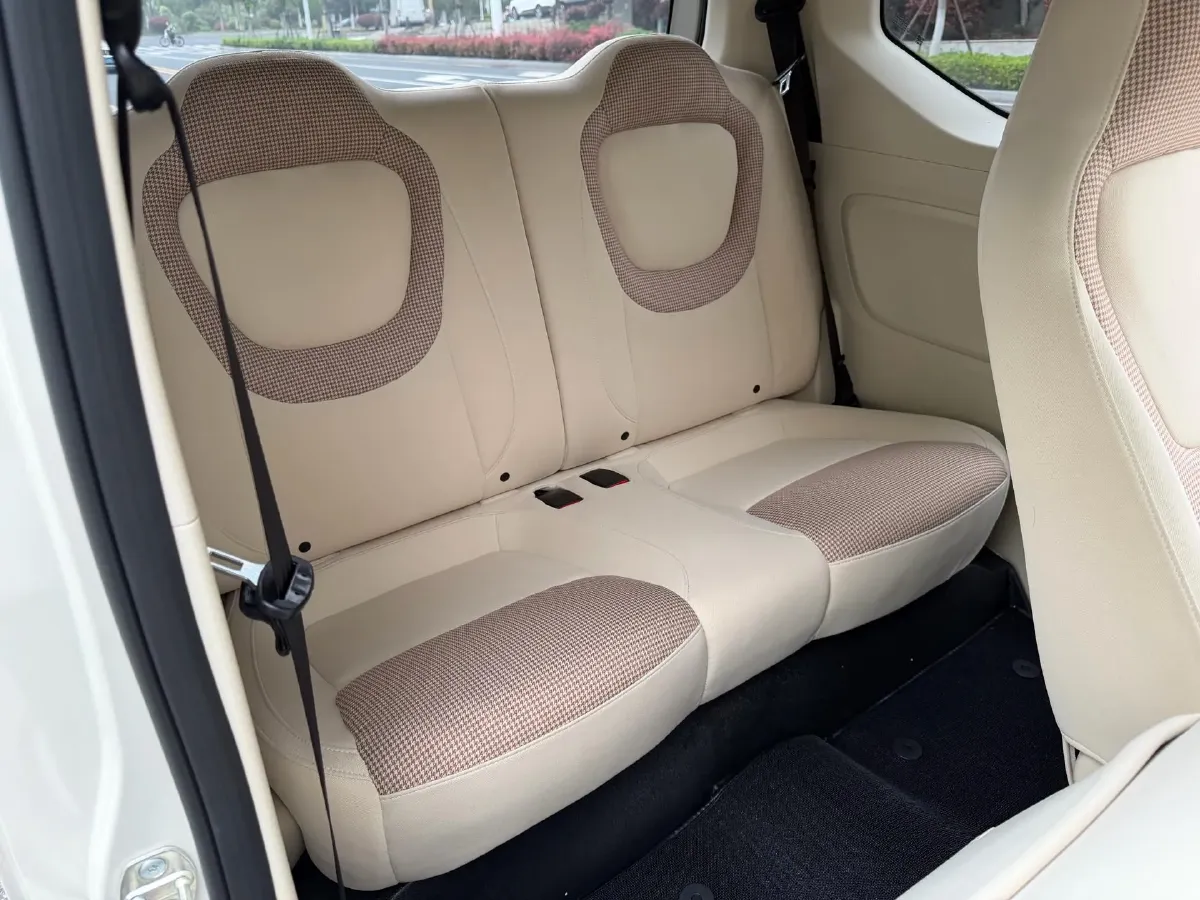 2024 WuLing HongGuang MINI EV BEV 17.3KWH,autocango,china used car exporter,china ev exporter,chinese used car exporter,chinese used ev exporter